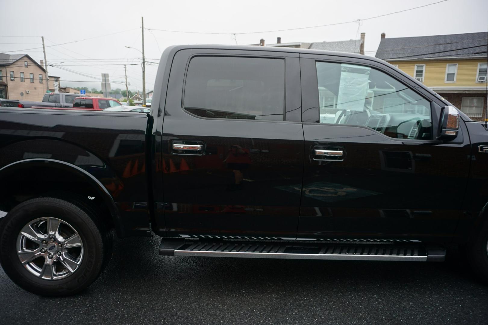 2016 BLACK /BLACK FORD F-150 XLT (1FTEW1EF8GF) with an 5L V8 engine, AUTOMATIC transmission, located at 312 Centre Ave, Schuylkill Haven, PA, 17972, (570) 593-5278, 40.638130, -76.177383- Photo#14