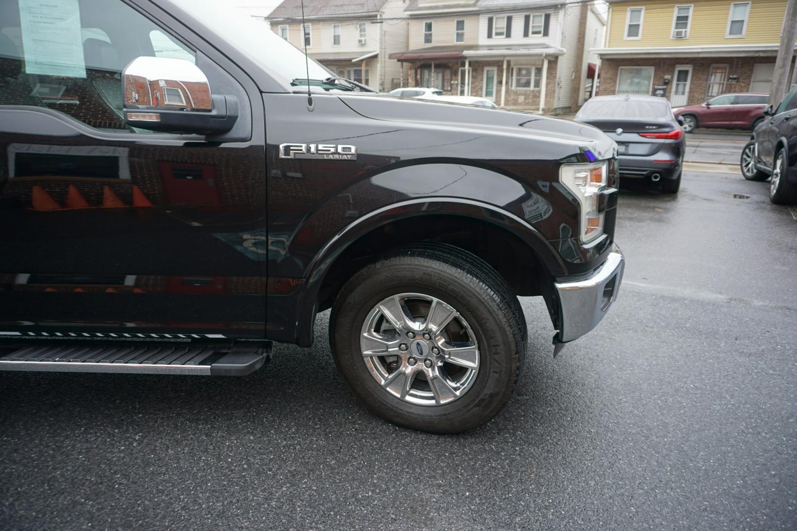 2016 BLACK /BLACK FORD F-150 XLT (1FTEW1EF8GF) with an 5L V8 engine, AUTOMATIC transmission, located at 312 Centre Ave, Schuylkill Haven, PA, 17972, (570) 593-5278, 40.638130, -76.177383- Photo#16