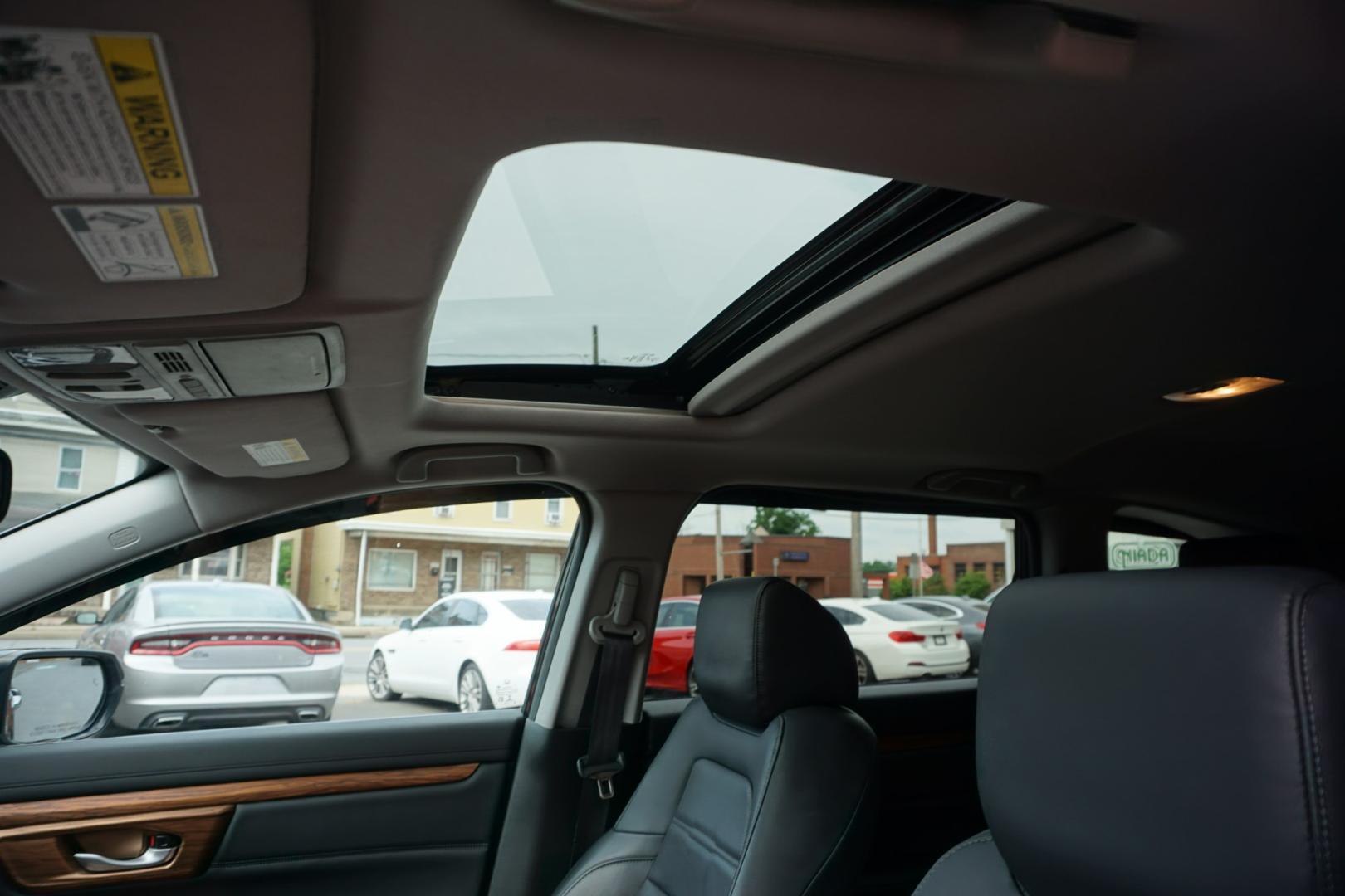 2022 BLACK /BLACK HONDA CR-V HYBRID TOURING (5J6RT6H94NL) with an 2L I4 engine, CVT transmission, located at 312 Centre Ave, Schuylkill Haven, PA, 17972, (570) 593-5278, 40.638130, -76.177383- Photo#18