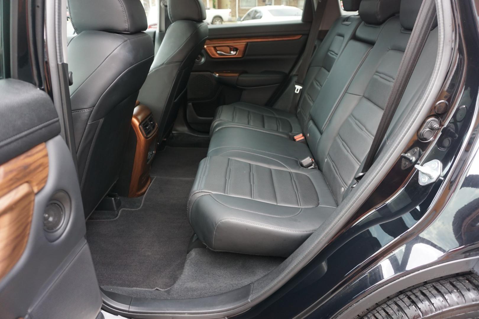 2022 BLACK /BLACK HONDA CR-V HYBRID TOURING (5J6RT6H94NL) with an 2L I4 engine, CVT transmission, located at 312 Centre Ave, Schuylkill Haven, PA, 17972, (570) 593-5278, 40.638130, -76.177383- Photo#30