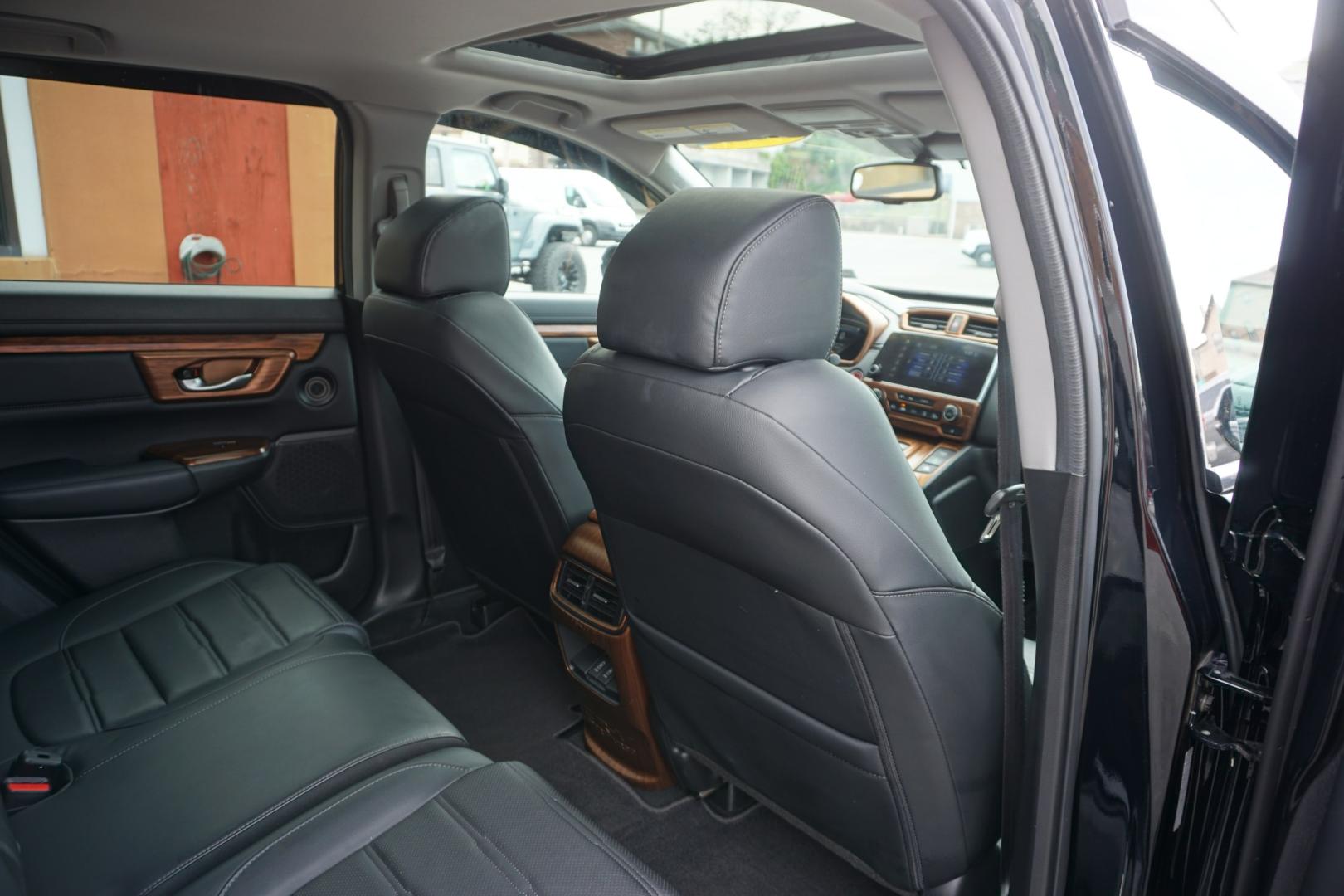 2022 BLACK /BLACK HONDA CR-V HYBRID TOURING (5J6RT6H94NL) with an 2L I4 engine, CVT transmission, located at 312 Centre Ave, Schuylkill Haven, PA, 17972, (570) 593-5278, 40.638130, -76.177383- Photo#34