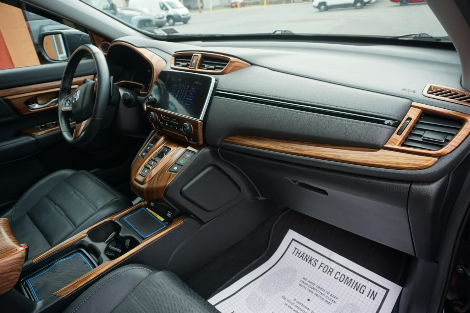 2022 BLACK /BLACK HONDA CR-V HYBRID TOURING (5J6RT6H94NL) with an 2L I4 engine, CVT transmission, located at 312 Centre Ave, Schuylkill Haven, PA, 17972, (570) 593-5278, 40.638130, -76.177383- Photo#39
