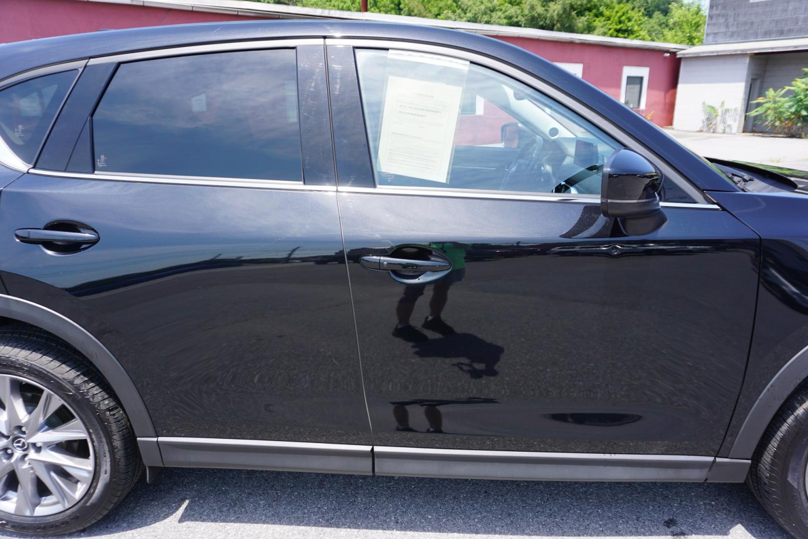 2021 BLACK /BLACK MAZDA CX-5 GRAND TOURING (JM3KFBDM1M1) with an 2.5L I4 engine, AUTOMATIC transmission, located at 312 Centre Ave, Schuylkill Haven, PA, 17972, (570) 593-5278, 40.638130, -76.177383- Photo#14