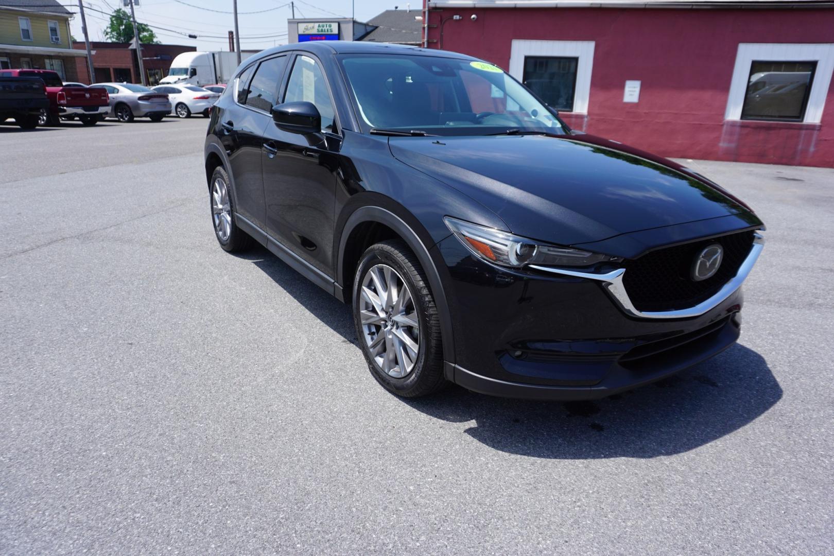 2021 BLACK /BLACK MAZDA CX-5 GRAND TOURING (JM3KFBDM1M1) with an 2.5L I4 engine, AUTOMATIC transmission, located at 312 Centre Ave, Schuylkill Haven, PA, 17972, (570) 593-5278, 40.638130, -76.177383- Photo#16