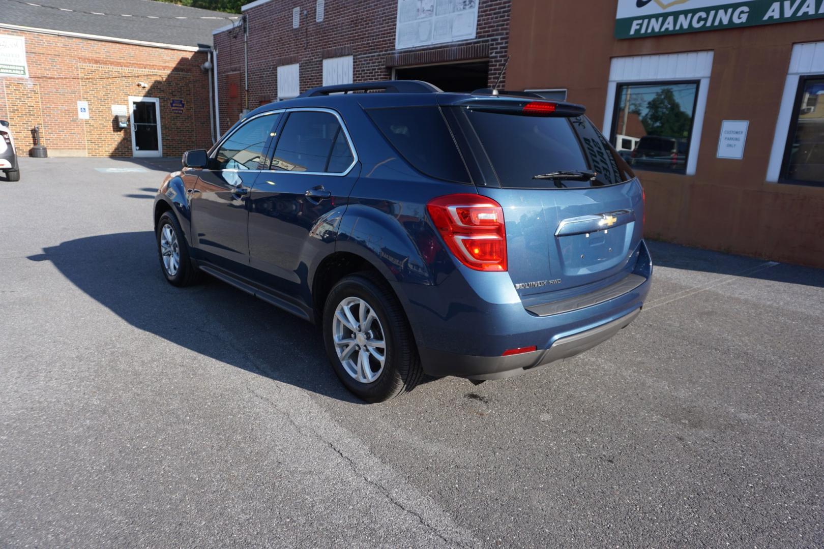 2017 BLUE /BLACK CHEVROLET EQUINOX LT (2GNFLFEK1H6) with an 2.4L I4 engine, AUTOMATIC transmission, located at 312 Centre Ave, Schuylkill Haven, PA, 17972, (570) 593-5278, 40.638130, -76.177383- Photo#7