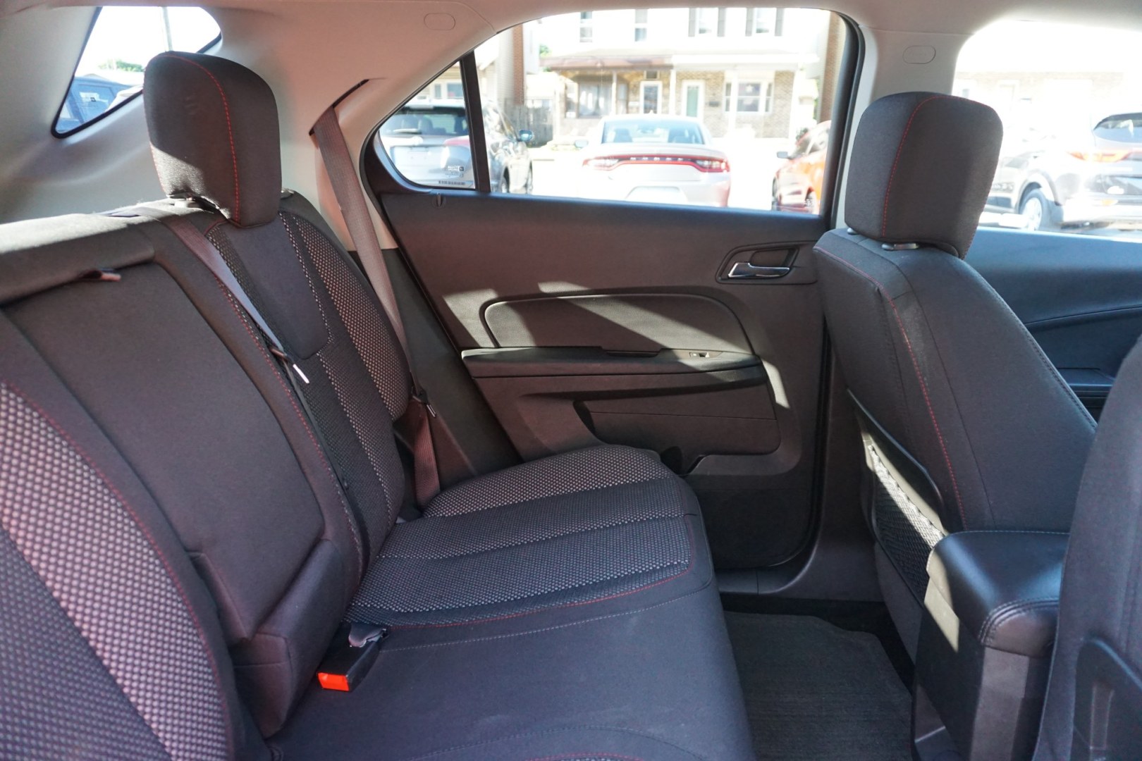 2017 BLUE /BLACK CHEVROLET EQUINOX LT (2GNFLFEK1H6) with an 2.4L I4 engine, AUTOMATIC transmission, located at 312 Centre Ave, Schuylkill Haven, PA, 17972, (570) 593-5278, 40.638130, -76.177383- Photo#34