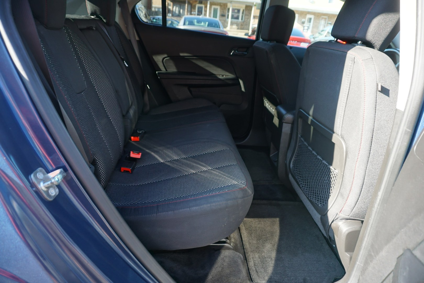 2017 BLUE /BLACK CHEVROLET EQUINOX LT (2GNFLFEK1H6) with an 2.4L I4 engine, AUTOMATIC transmission, located at 312 Centre Ave, Schuylkill Haven, PA, 17972, (570) 593-5278, 40.638130, -76.177383- Photo#37