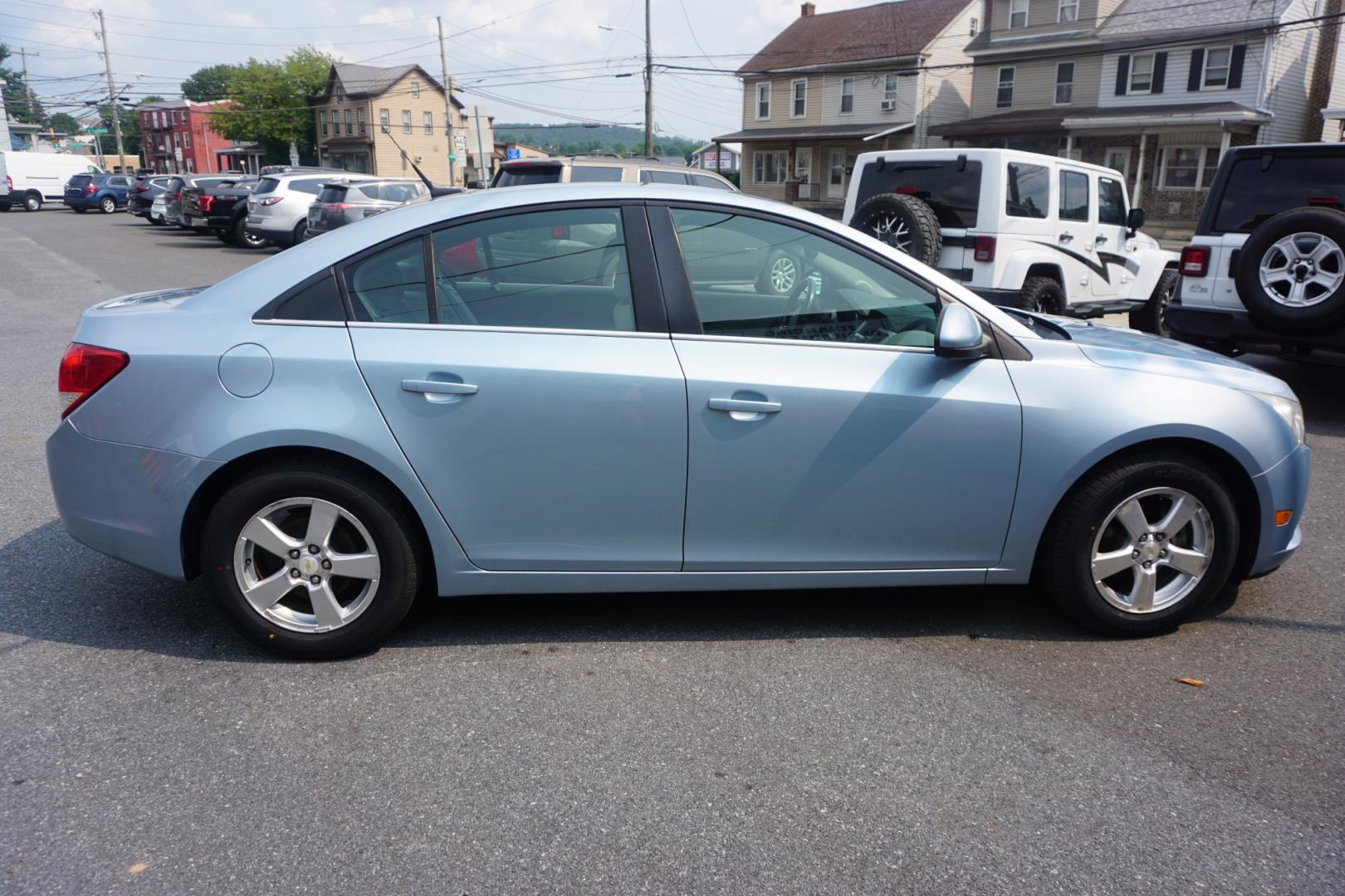 2011 BLUE /BLACK CHEVROLET CRUZE LT (1G1PF5S93B7) with an 1.4L I4 engine, AUTOMATIC transmission, located at 312 Centre Ave, Schuylkill Haven, PA, 17972, (570) 593-5278, 40.638130, -76.177383- Photo#9