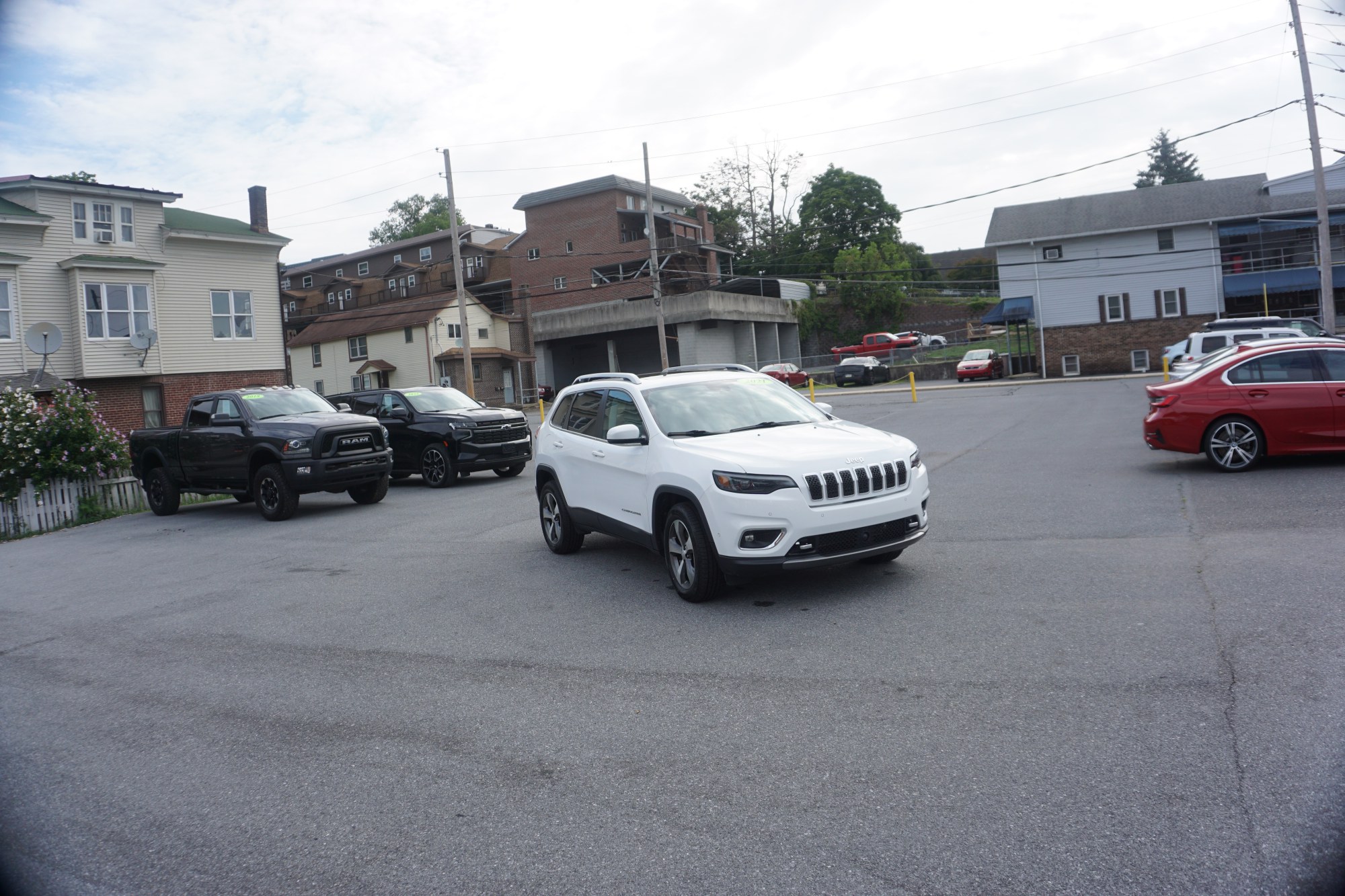 photo of 2021 JEEP CHEROKEE LIMITED