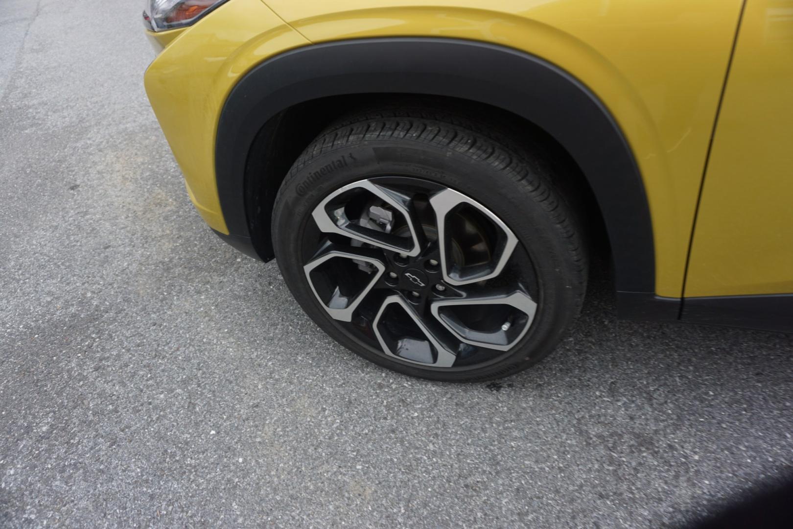 2024 /GRAY CHEVROLET TRAX 2RS (KL77LJE29RC) with an 1.2L I3 engine, AUTOMATIC transmission, located at 312 Centre Ave, Schuylkill Haven, PA, 17972, (570) 593-5278, 40.638130, -76.177383- Photo#8