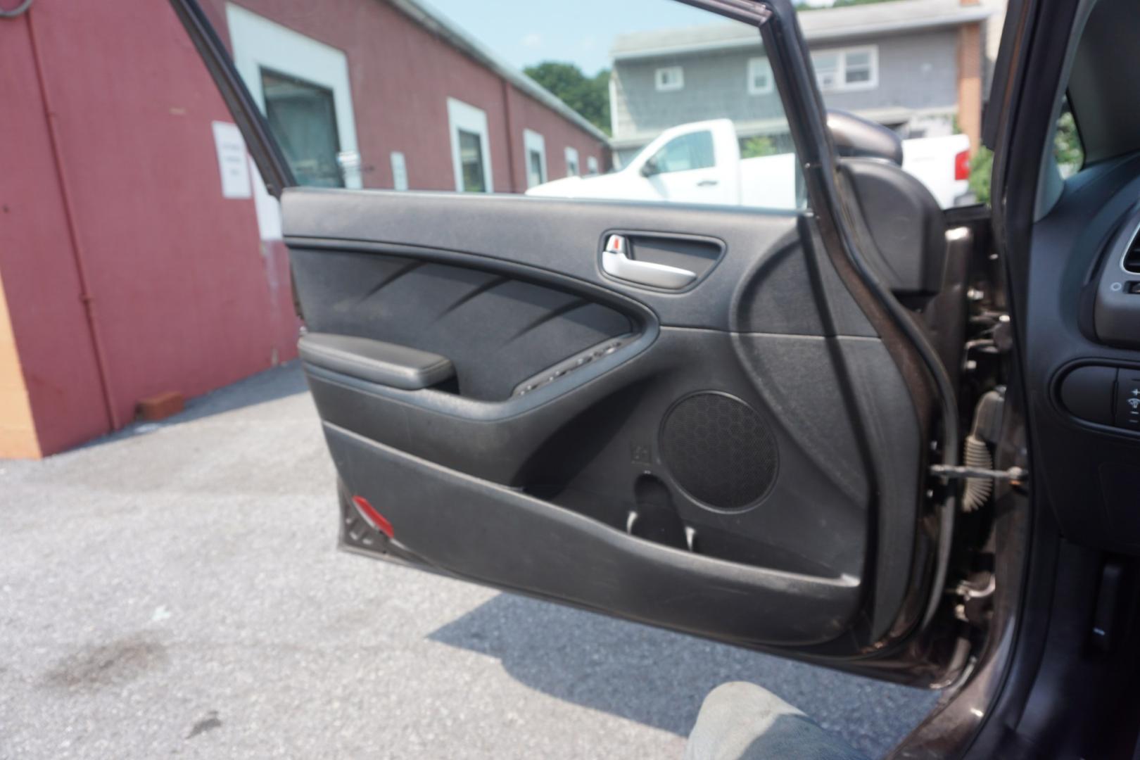 2017 TAN /BLACK KIA FORTE LX (3KPFK4A73HE) with an 2L I4 engine, AUTOMATIC transmission, located at 312 Centre Ave, Schuylkill Haven, PA, 17972, (570) 593-5278, 40.638130, -76.177383- Photo#24