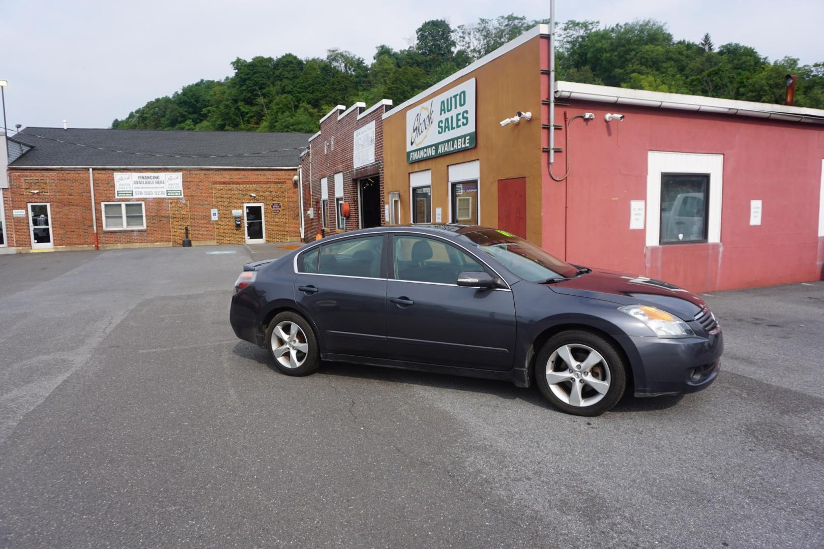 2008 NISSAN ALTIMA SE (1N4BL21E78N) with an 3.5L V6 engine, Automatic transmission, located at 312 Centre Ave, Schuylkill Haven, PA, 17972, (570) 593-5278, 40.638130, -76.177383- Photo#3