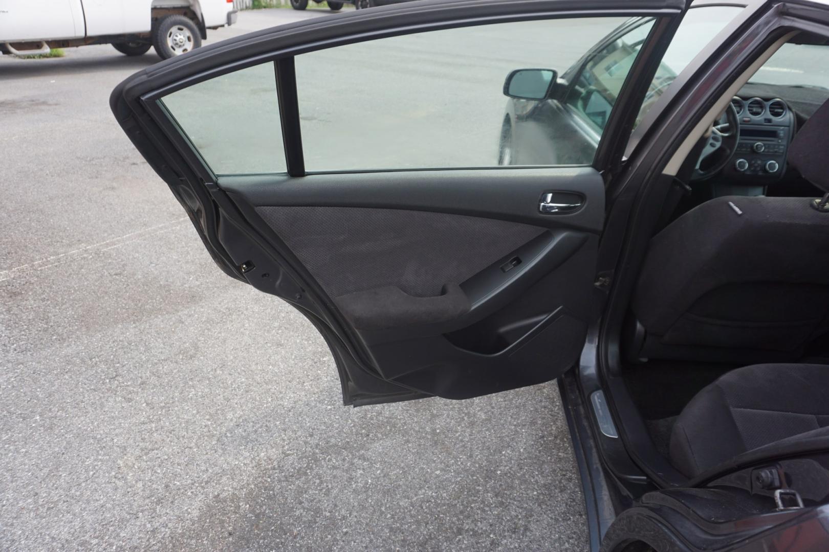 2008 NISSAN ALTIMA SE (1N4BL21E78N) with an 3.5L V6 engine, Automatic transmission, located at 312 Centre Ave, Schuylkill Haven, PA, 17972, (570) 593-5278, 40.638130, -76.177383- Photo#9