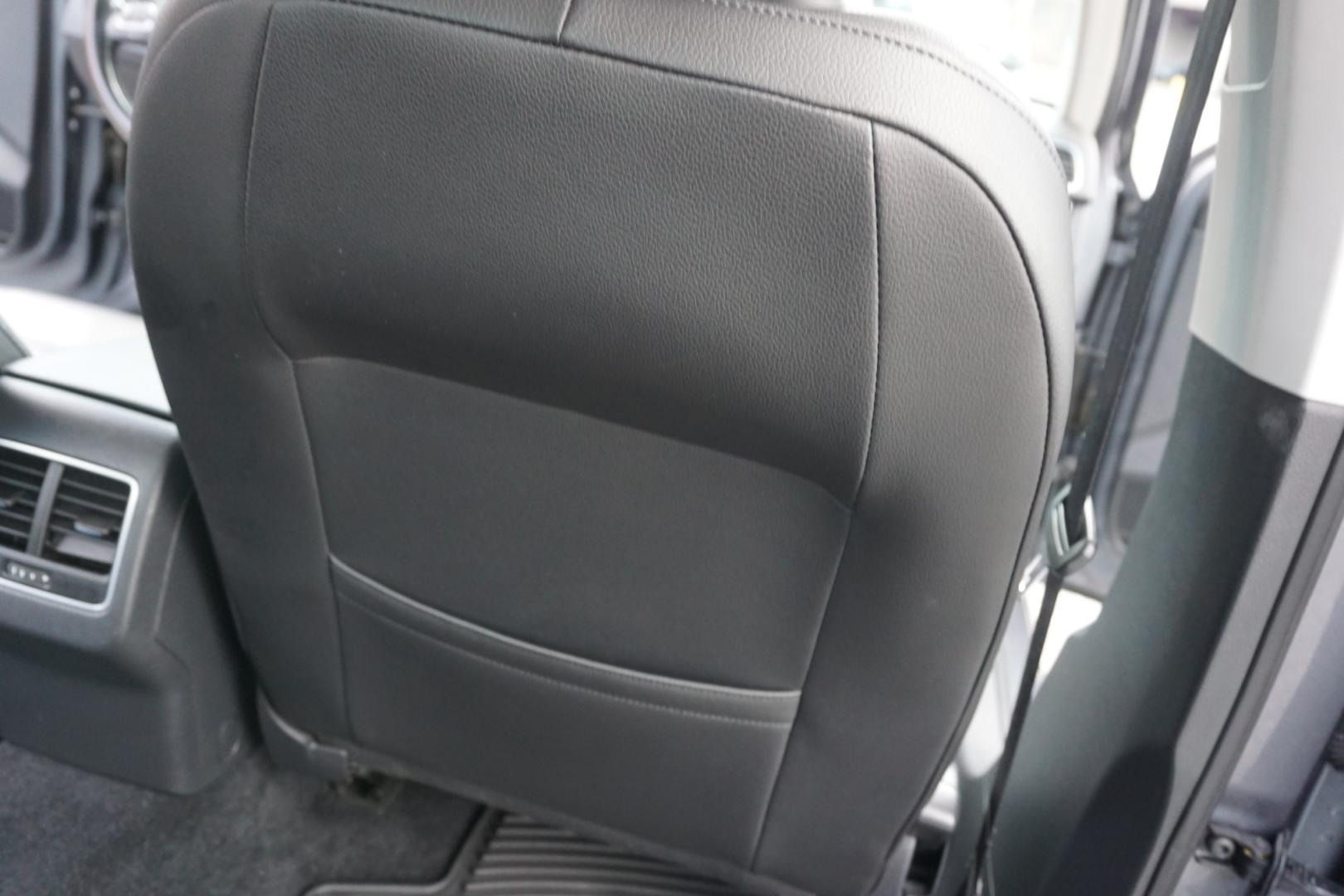 2014 GRAY /GRAY VOLKSWAGEN PASSAT SE (1VWBT7A32EC) with an 1.8L I4 engine, AUTOMATIC transmission, located at 312 Centre Ave, Schuylkill Haven, PA, 17972, (570) 593-5278, 40.638130, -76.177383- Photo#18