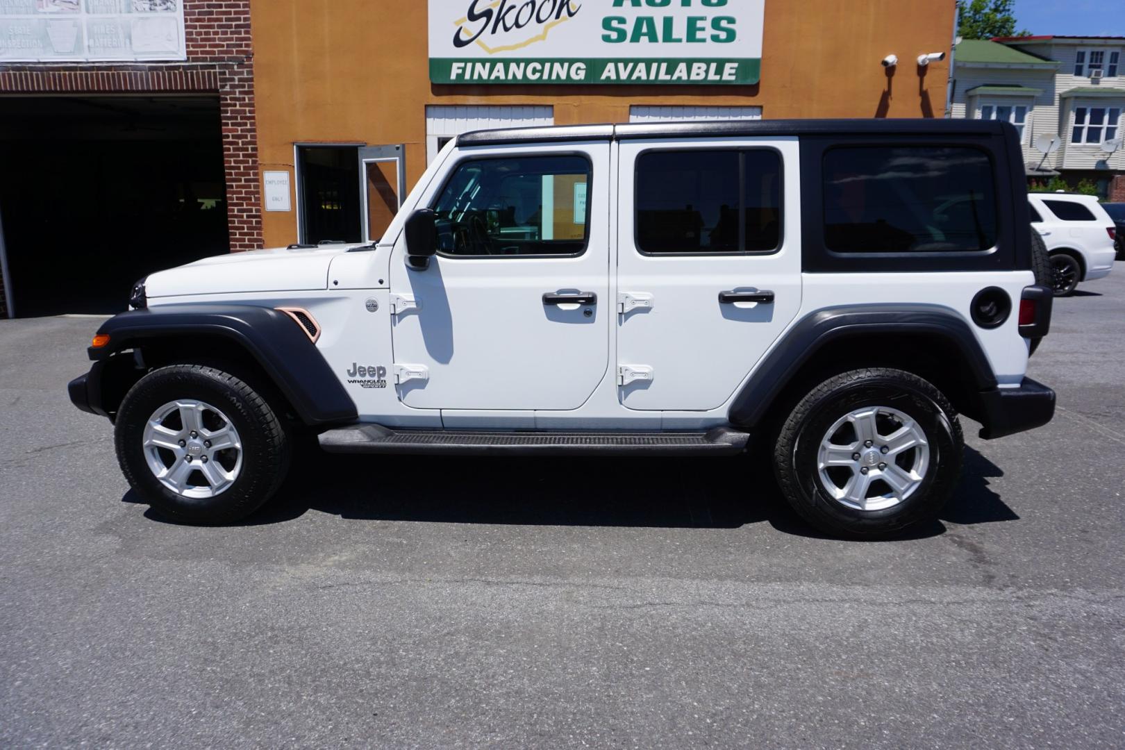 2020 JEEP WRANGLER SPORT (1C4HJXDG3LW) with an 3.6L V6 engine, MANUAL transmission, located at 312 Centre Ave, Schuylkill Haven, PA, 17972, (570) 593-5278, 40.638130, -76.177383- Photo#2