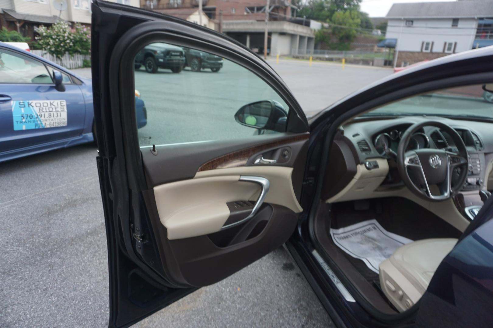 2013 BLUE /TAN BUICK REGAL LIMITED (2G4GS5EV0D9) with an 2L I4 engine, AUTOMATIC transmission, located at 312 Centre Ave, Schuylkill Haven, PA, 17972, (570) 593-5278, 40.638130, -76.177383- Photo#9