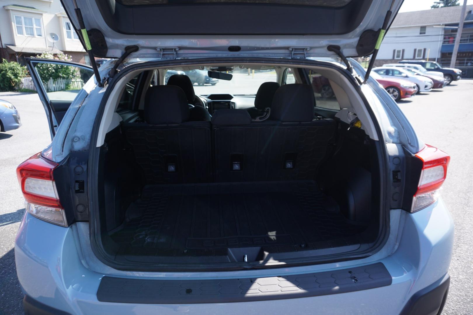 2018 BLUE /GRAY SUBARU CROSSTREK BASE (JF2GTABC2JH) with an 2L H4 engine, CVT transmission, located at 312 Centre Ave, Schuylkill Haven, PA, 17972, (570) 593-5278, 40.638130, -76.177383- Photo#17
