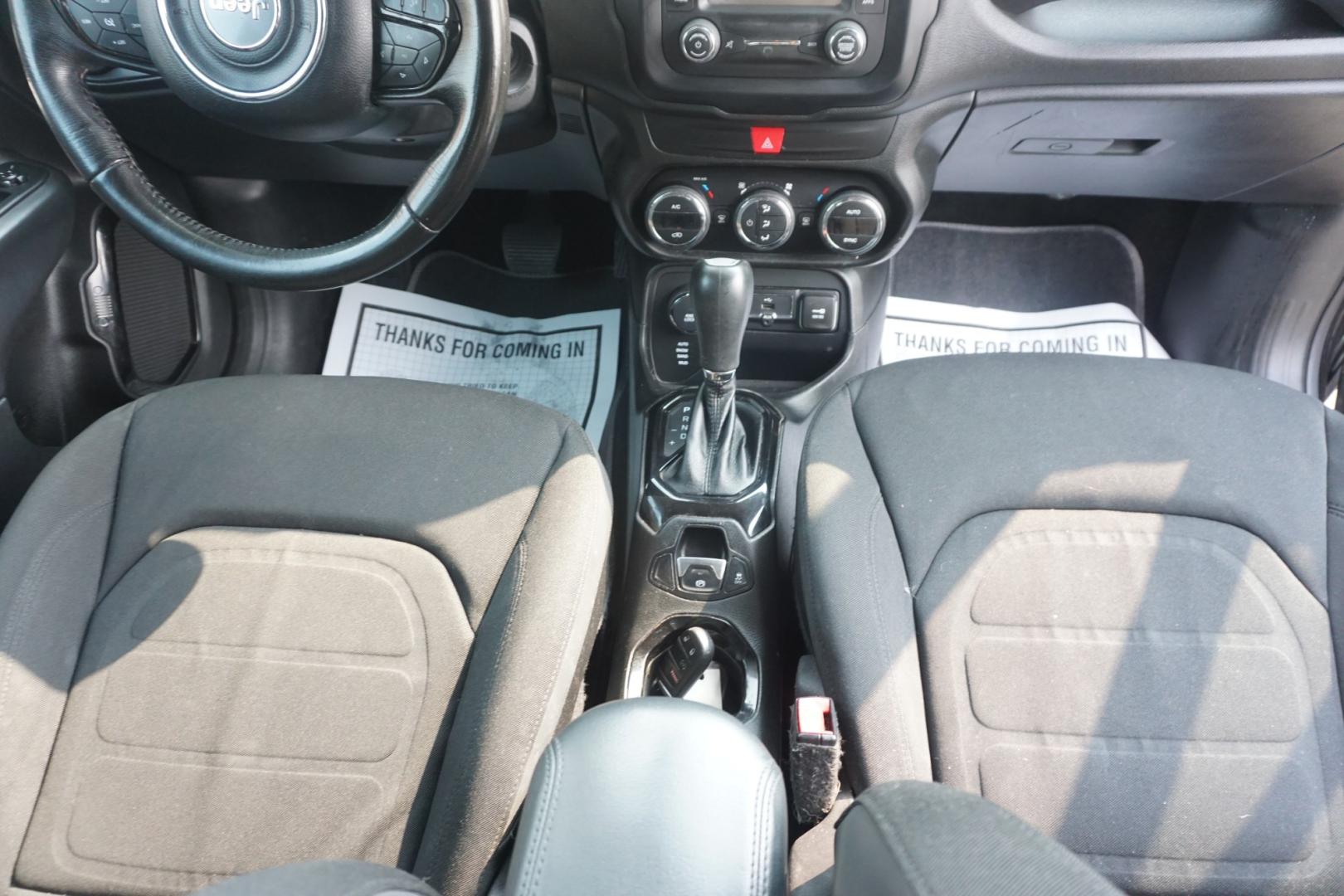 2016 BLACK /GRAY JEEP RENEGADE LATITUDE (ZACCJBBT3GP) with an 2.4L I4 engine, AUTOMATIC transmission, located at 312 Centre Ave, Schuylkill Haven, PA, 17972, (570) 593-5278, 40.638130, -76.177383- Photo#19