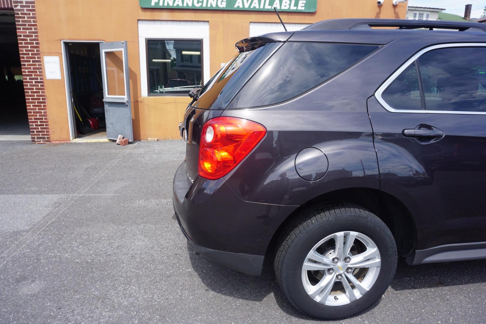 2015 GRAY /GRAY CHEVROLET EQUINOX LT (1GNALBEK4FZ) with an 2.4L I4 engine, AUTOMATIC transmission, located at 312 Centre Ave, Schuylkill Haven, PA, 17972, (570) 593-5278, 40.638130, -76.177383- Photo#13