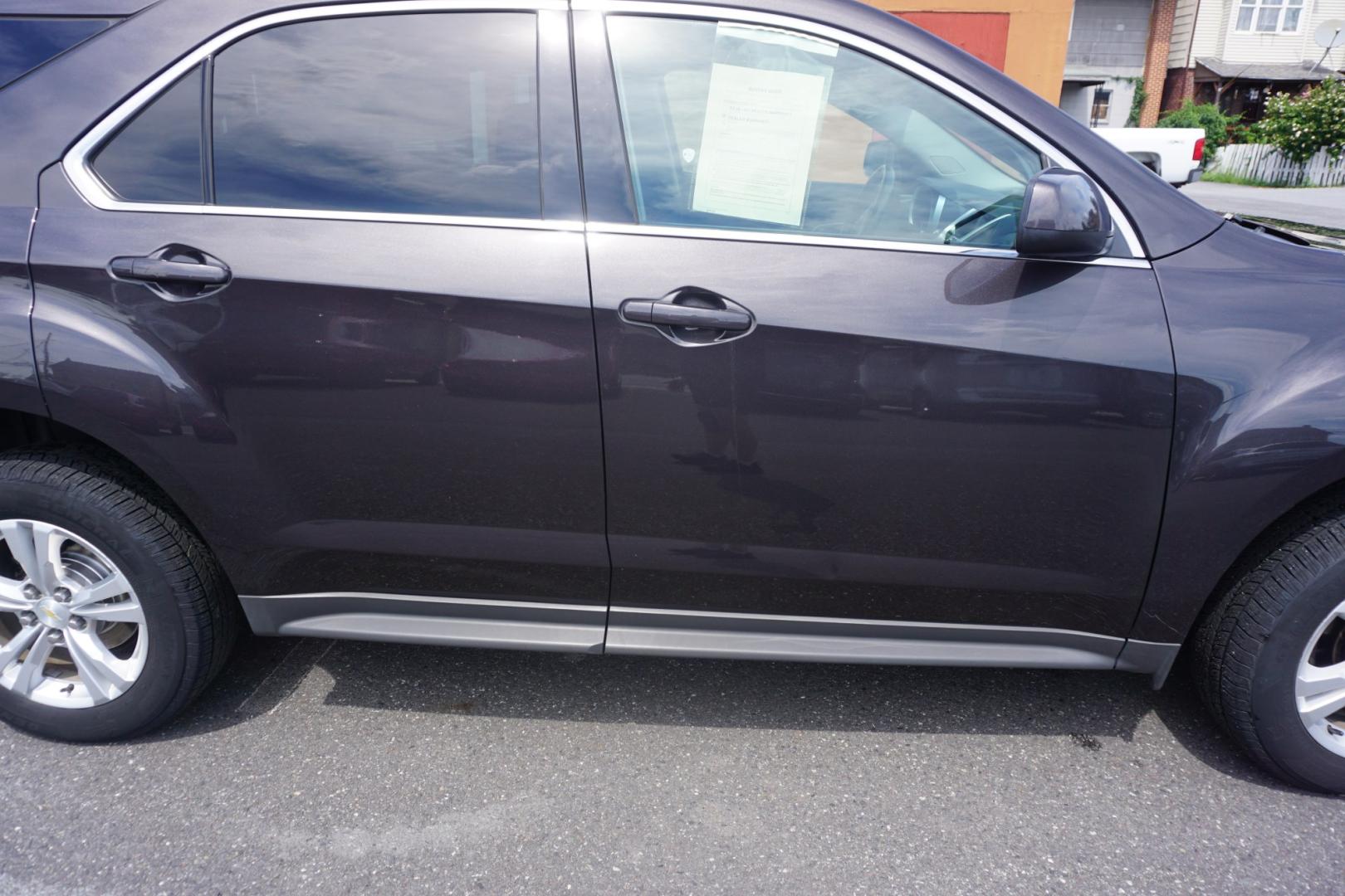2015 GRAY /GRAY CHEVROLET EQUINOX LT (1GNALBEK4FZ) with an 2.4L I4 engine, AUTOMATIC transmission, located at 312 Centre Ave, Schuylkill Haven, PA, 17972, (570) 593-5278, 40.638130, -76.177383- Photo#15