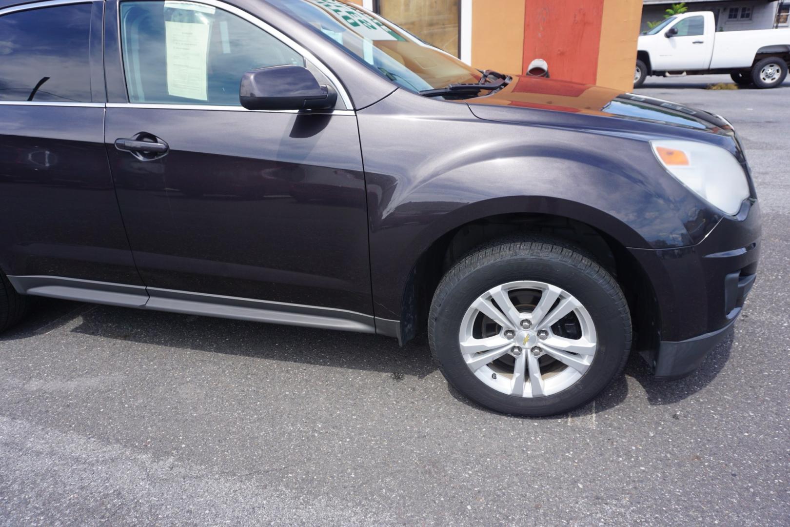 2015 GRAY /GRAY CHEVROLET EQUINOX LT (1GNALBEK4FZ) with an 2.4L I4 engine, AUTOMATIC transmission, located at 312 Centre Ave, Schuylkill Haven, PA, 17972, (570) 593-5278, 40.638130, -76.177383- Photo#16