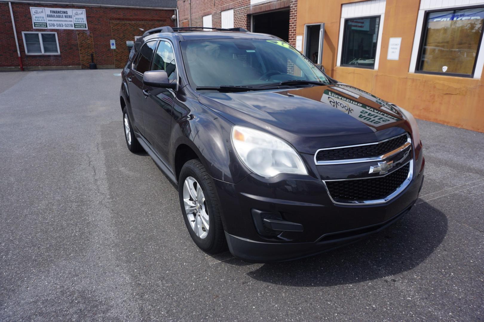 2015 GRAY /GRAY CHEVROLET EQUINOX LT (1GNALBEK4FZ) with an 2.4L I4 engine, AUTOMATIC transmission, located at 312 Centre Ave, Schuylkill Haven, PA, 17972, (570) 593-5278, 40.638130, -76.177383- Photo#18