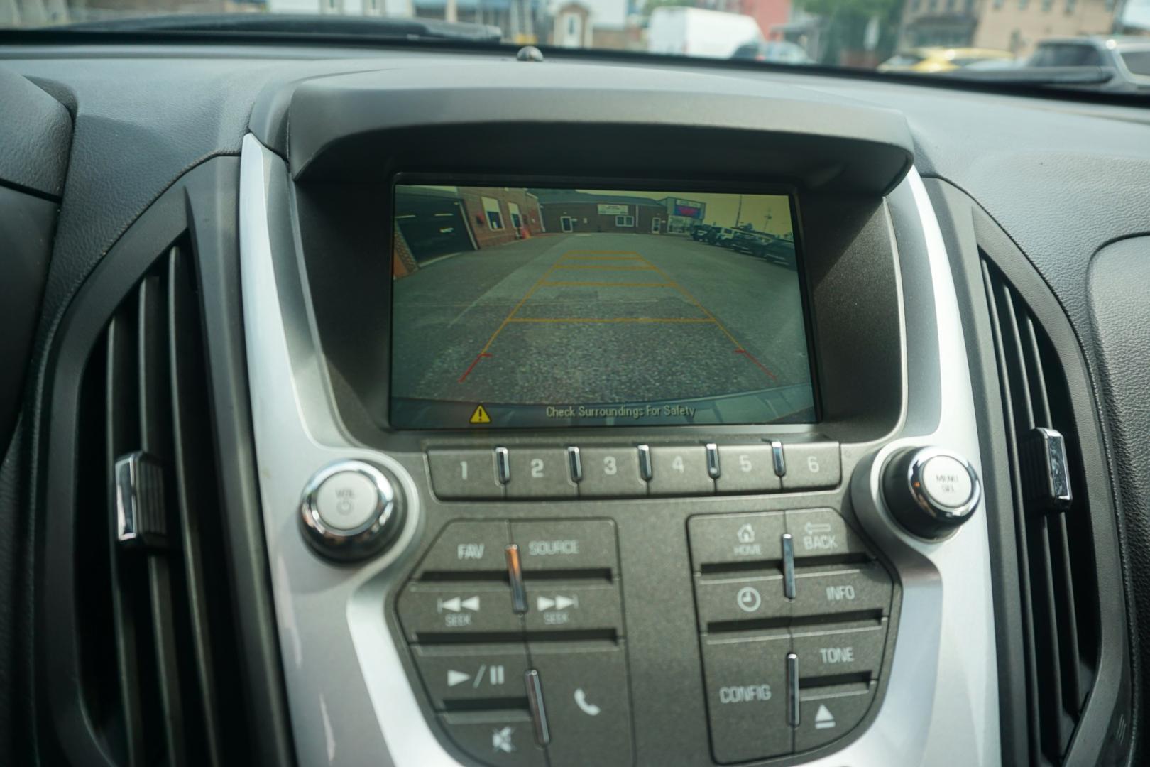 2015 GRAY /GRAY CHEVROLET EQUINOX LT (1GNALBEK4FZ) with an 2.4L I4 engine, AUTOMATIC transmission, located at 312 Centre Ave, Schuylkill Haven, PA, 17972, (570) 593-5278, 40.638130, -76.177383- Photo#26
