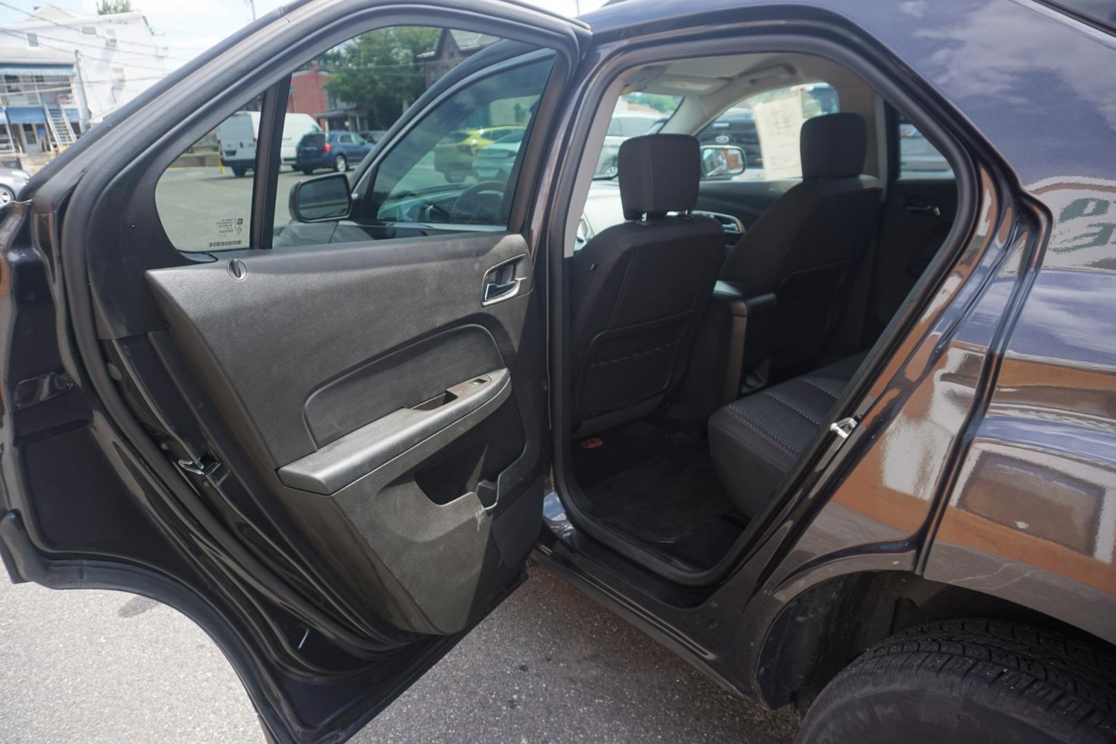 2015 GRAY /GRAY CHEVROLET EQUINOX LT (1GNALBEK4FZ) with an 2.4L I4 engine, AUTOMATIC transmission, located at 312 Centre Ave, Schuylkill Haven, PA, 17972, (570) 593-5278, 40.638130, -76.177383- Photo#34