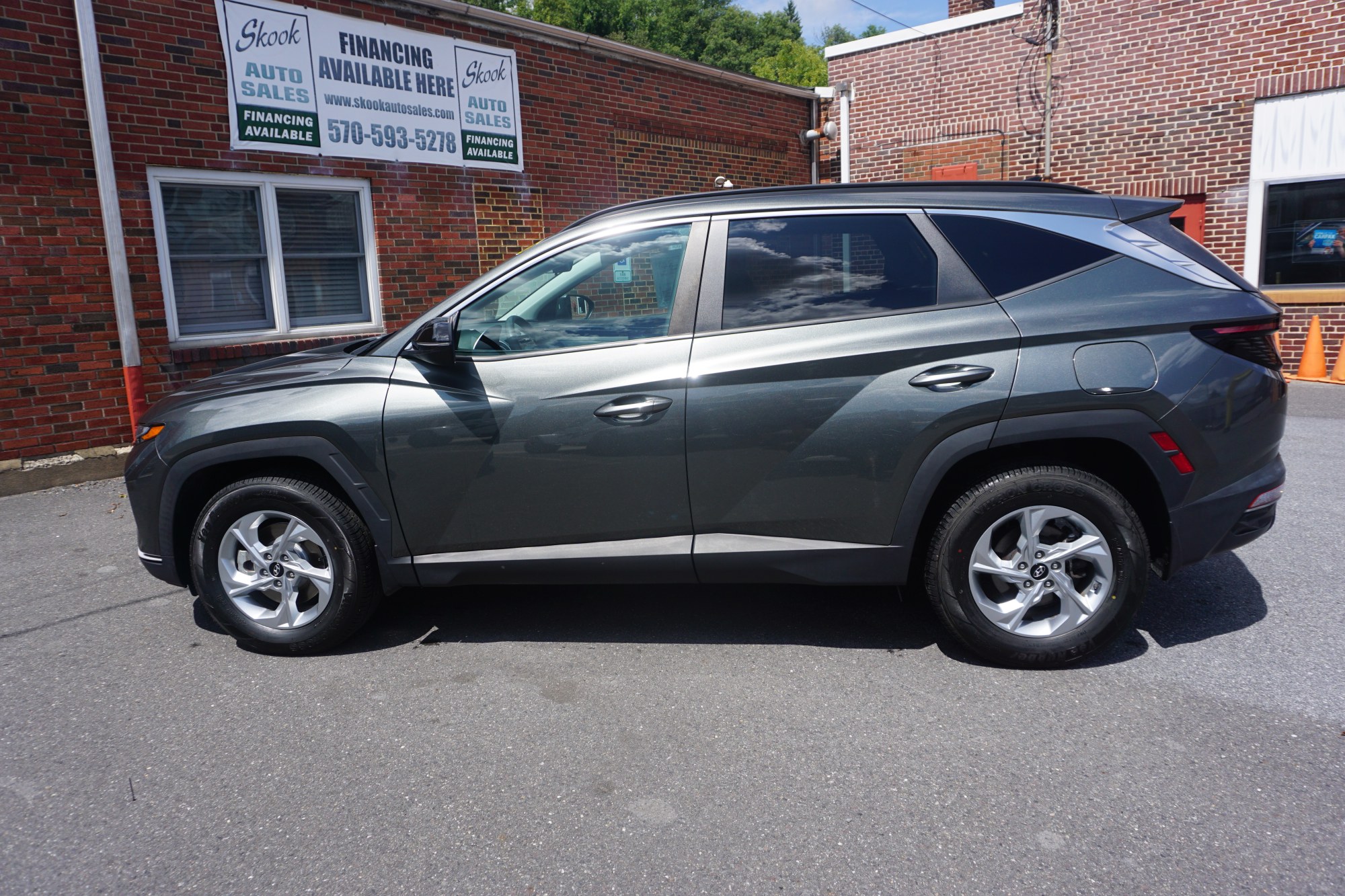 photo of 2023 HYUNDAI TUCSON SEL