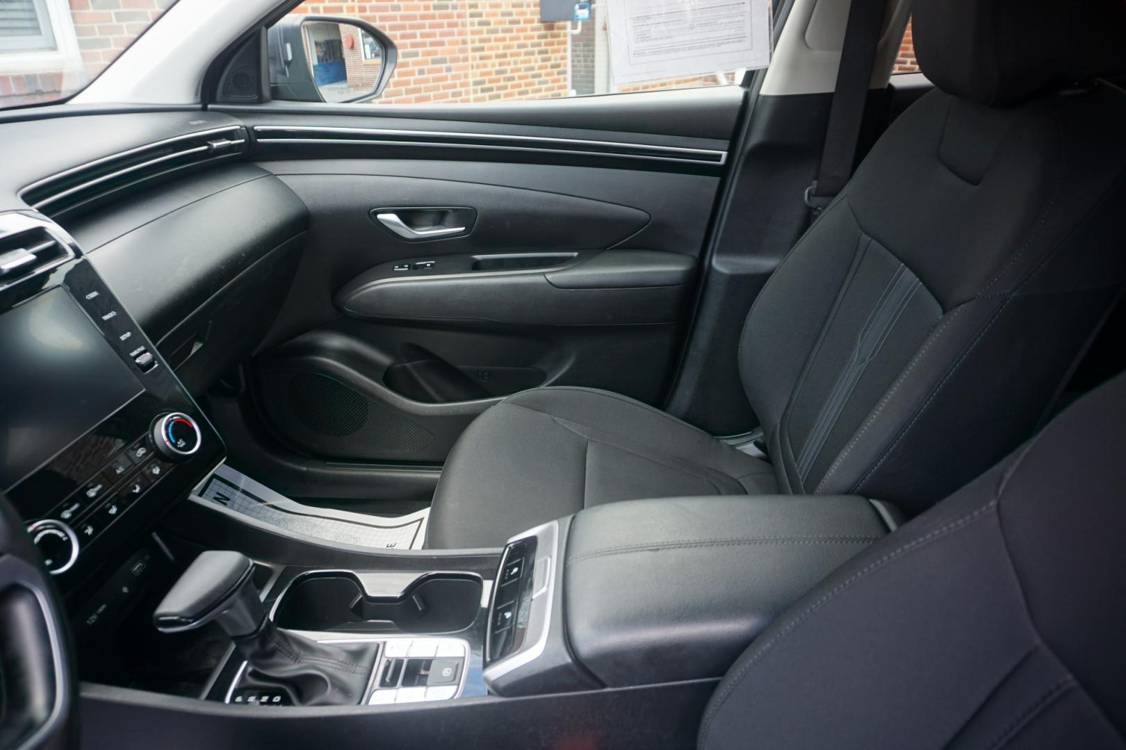 2023 GRAY /GRAY HYUNDAI TUCSON SEL (5NMJBCAE7PH) with an 2.5L I4 engine, AUTOMATIC transmission, located at 312 Centre Ave, Schuylkill Haven, PA, 17972, (570) 593-5278, 40.638130, -76.177383- Photo#20