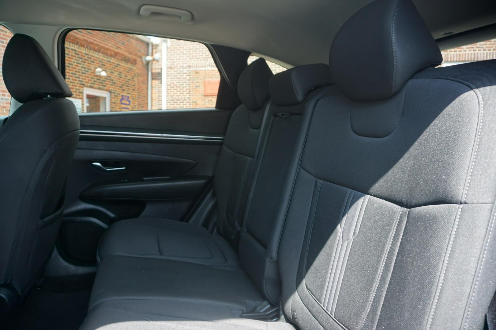 2023 GRAY /GRAY HYUNDAI TUCSON SEL (5NMJBCAE7PH) with an 2.5L I4 engine, AUTOMATIC transmission, located at 312 Centre Ave, Schuylkill Haven, PA, 17972, (570) 593-5278, 40.638130, -76.177383- Photo#28