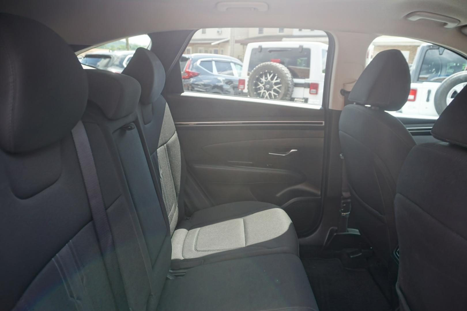 2023 GRAY /GRAY HYUNDAI TUCSON SEL (5NMJBCAE7PH) with an 2.5L I4 engine, AUTOMATIC transmission, located at 312 Centre Ave, Schuylkill Haven, PA, 17972, (570) 593-5278, 40.638130, -76.177383- Photo#34