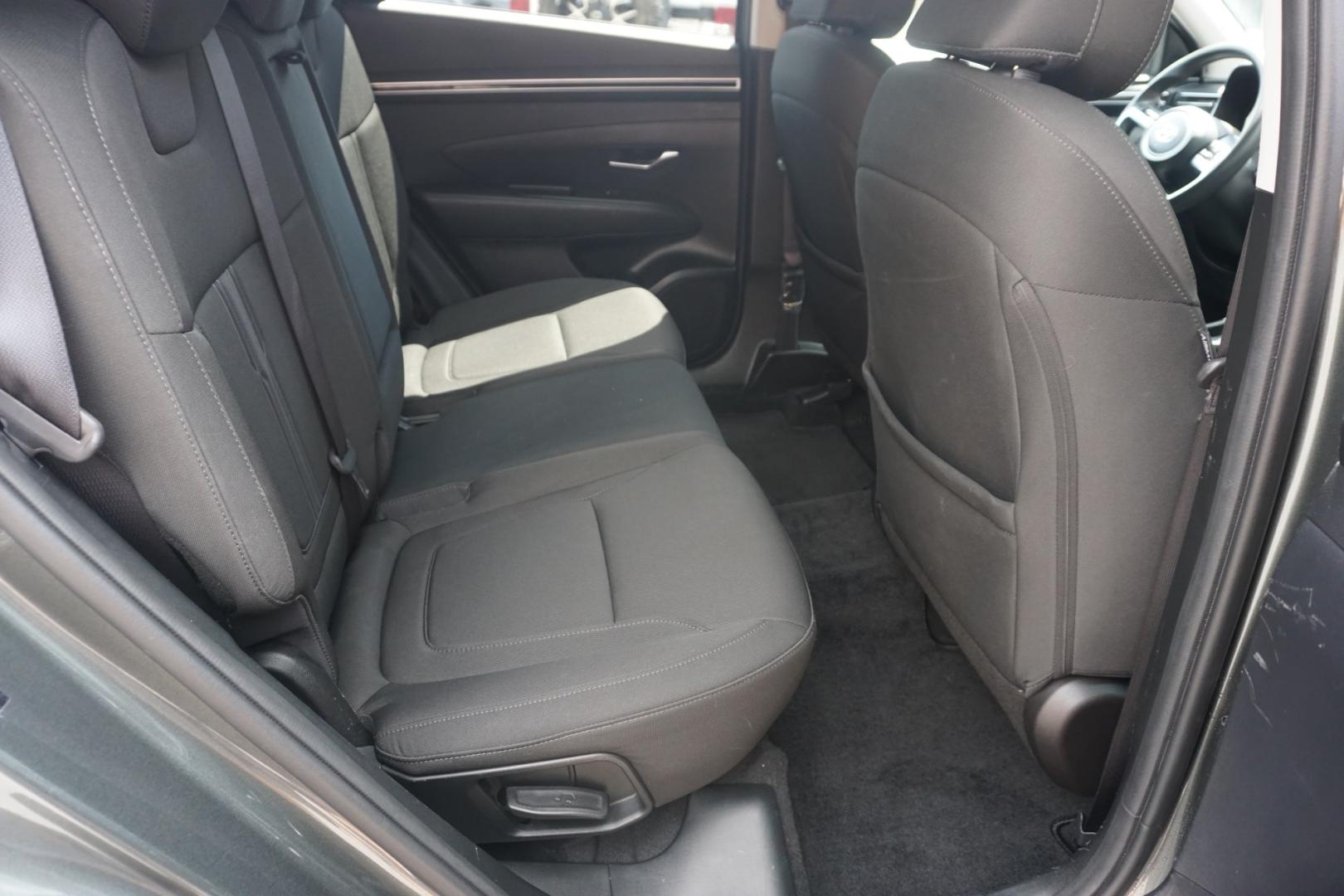 2023 GRAY /GRAY HYUNDAI TUCSON SEL (5NMJBCAE7PH) with an 2.5L I4 engine, AUTOMATIC transmission, located at 312 Centre Ave, Schuylkill Haven, PA, 17972, (570) 593-5278, 40.638130, -76.177383- Photo#36