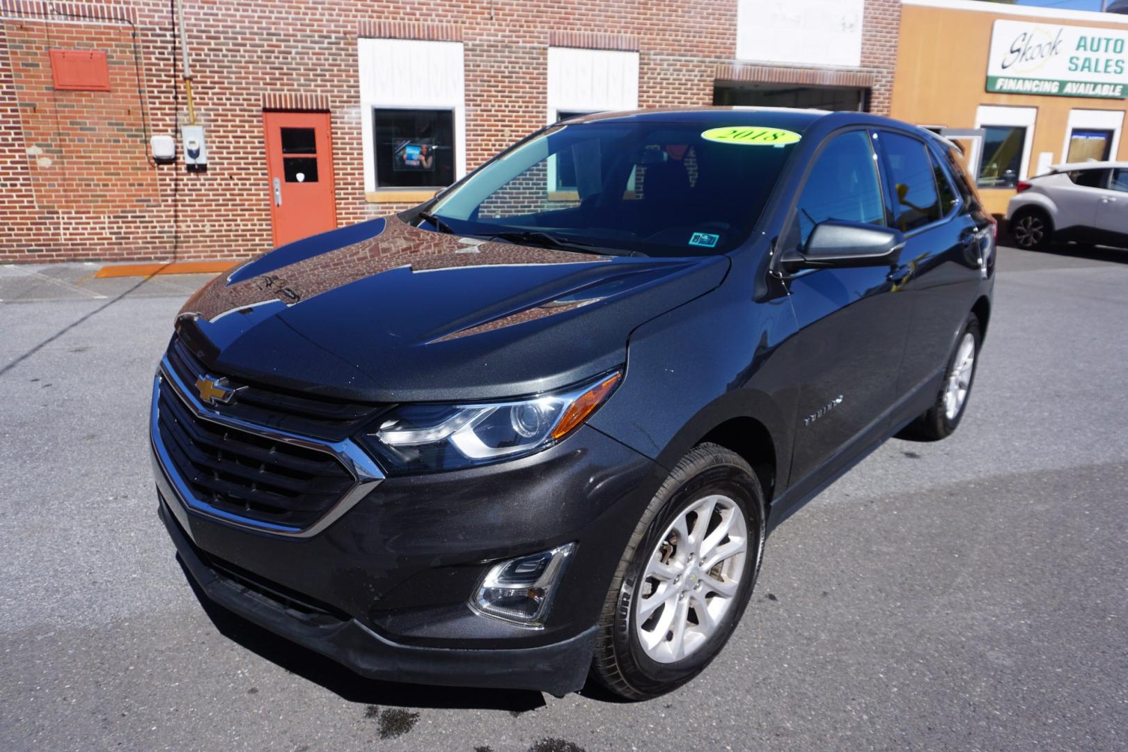 2018 GRAY /GRAY CHEVROLET EQUINOX LT (3GNAXSEV0JL) with an 1.5L I4 engine, AUTOMATIC transmission, located at 312 Centre Ave, Schuylkill Haven, PA, 17972, (570) 593-5278, 40.638130, -76.177383- Photo#3