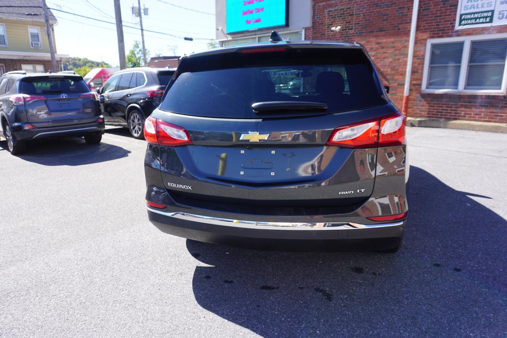 2018 GRAY /GRAY CHEVROLET EQUINOX LT (3GNAXSEV0JL) with an 1.5L I4 engine, AUTOMATIC transmission, located at 312 Centre Ave, Schuylkill Haven, PA, 17972, (570) 593-5278, 40.638130, -76.177383- Photo#9