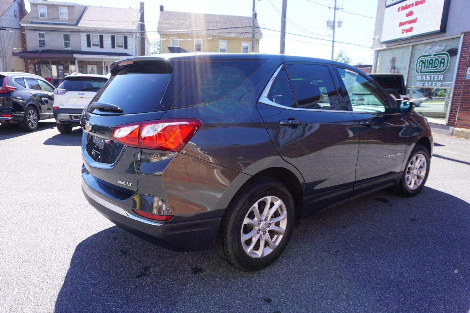 2018 GRAY /GRAY CHEVROLET EQUINOX LT (3GNAXSEV0JL) with an 1.5L I4 engine, AUTOMATIC transmission, located at 312 Centre Ave, Schuylkill Haven, PA, 17972, (570) 593-5278, 40.638130, -76.177383- Photo#11