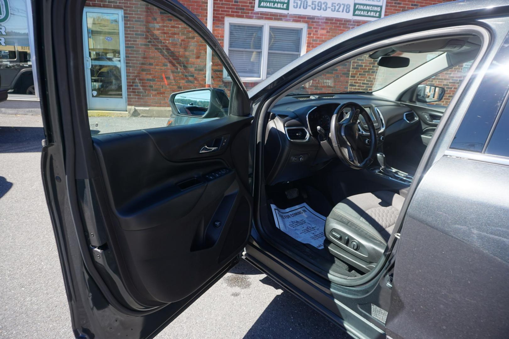 2018 GRAY /GRAY CHEVROLET EQUINOX LT (3GNAXSEV0JL) with an 1.5L I4 engine, AUTOMATIC transmission, located at 312 Centre Ave, Schuylkill Haven, PA, 17972, (570) 593-5278, 40.638130, -76.177383- Photo#23