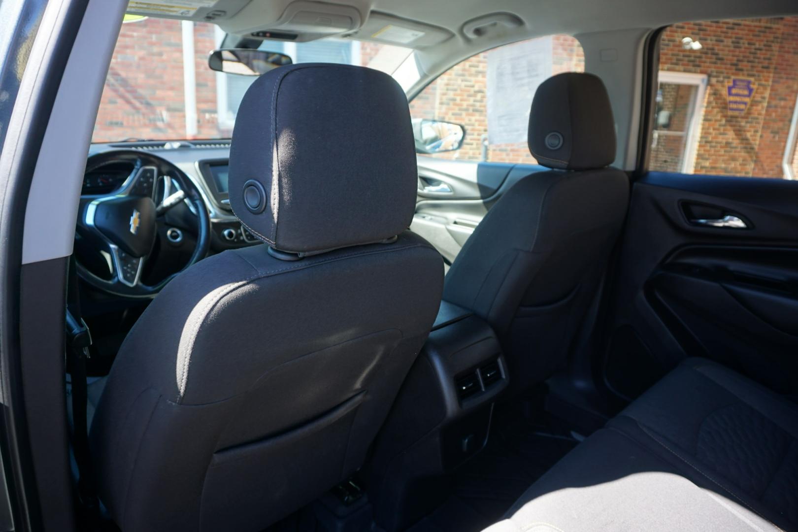 2018 GRAY /GRAY CHEVROLET EQUINOX LT (3GNAXSEV0JL) with an 1.5L I4 engine, AUTOMATIC transmission, located at 312 Centre Ave, Schuylkill Haven, PA, 17972, (570) 593-5278, 40.638130, -76.177383- Photo#24