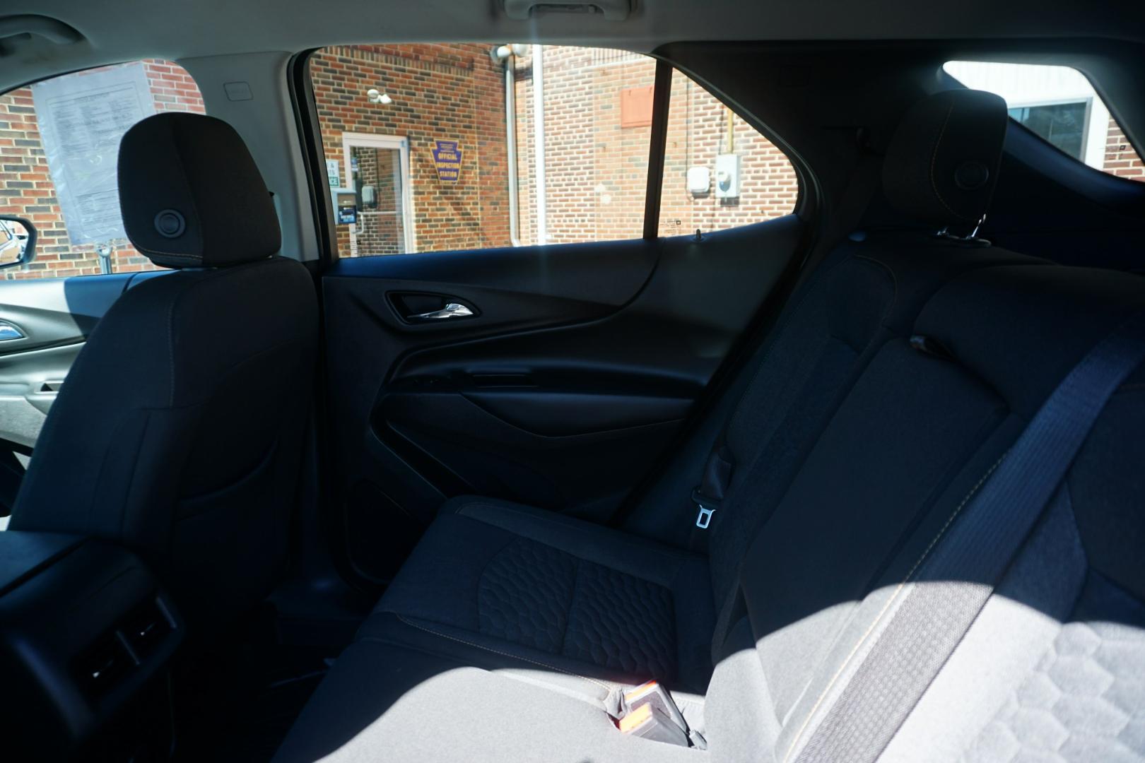 2018 GRAY /GRAY CHEVROLET EQUINOX LT (3GNAXSEV0JL) with an 1.5L I4 engine, AUTOMATIC transmission, located at 312 Centre Ave, Schuylkill Haven, PA, 17972, (570) 593-5278, 40.638130, -76.177383- Photo#25