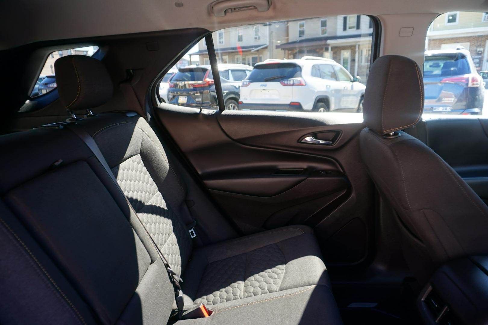 2018 GRAY /GRAY CHEVROLET EQUINOX LT (3GNAXSEV0JL) with an 1.5L I4 engine, AUTOMATIC transmission, located at 312 Centre Ave, Schuylkill Haven, PA, 17972, (570) 593-5278, 40.638130, -76.177383- Photo#32