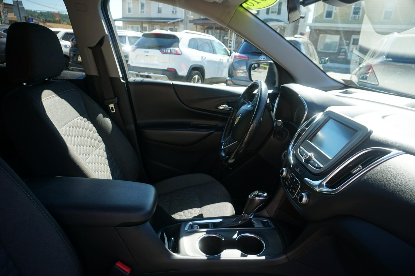 2018 GRAY /GRAY CHEVROLET EQUINOX LT (3GNAXSEV0JL) with an 1.5L I4 engine, AUTOMATIC transmission, located at 312 Centre Ave, Schuylkill Haven, PA, 17972, (570) 593-5278, 40.638130, -76.177383- Photo#37