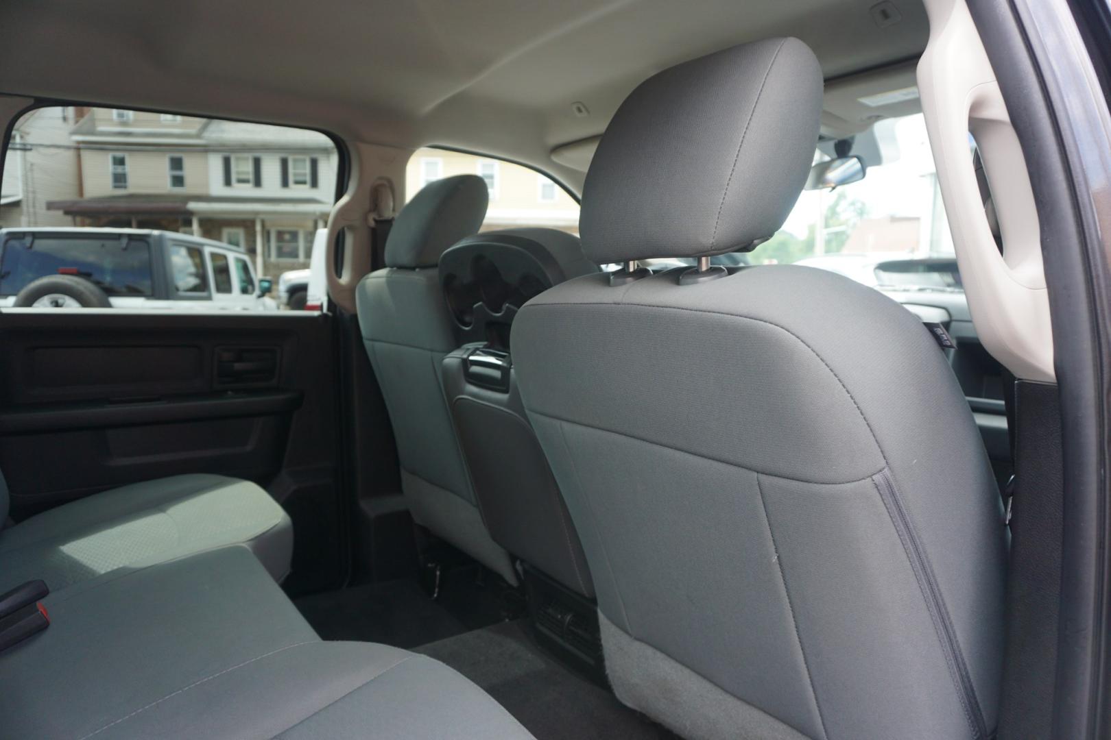 2017 GRAY /GRAY RAM 1500 EXPRESS (3C6RR7KT2HG) with an 5.7L V8 engine, AUTOMATIC transmission, located at 312 Centre Ave, Schuylkill Haven, PA, 17972, (570) 593-5278, 40.638130, -76.177383- Photo#30