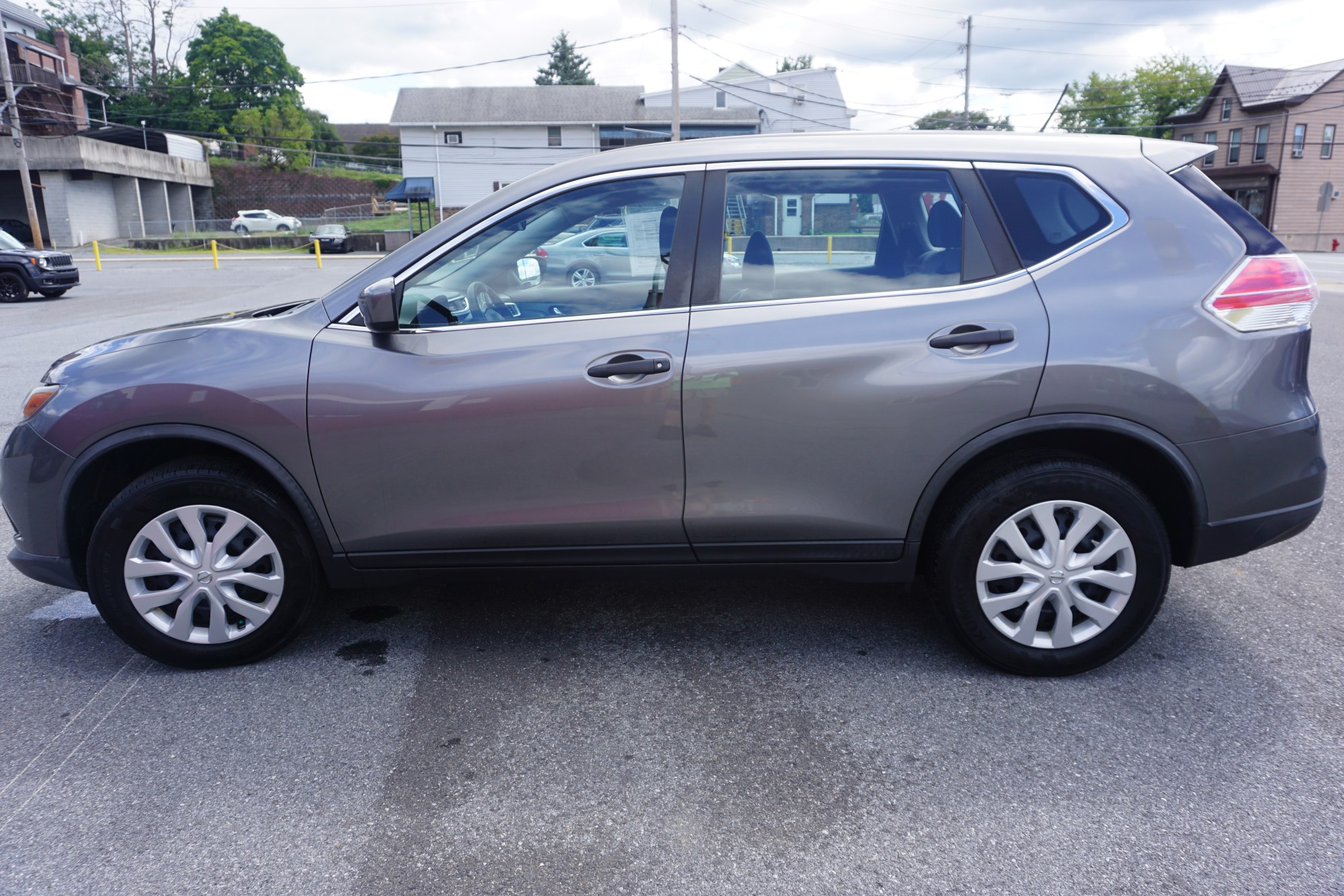 photo of 2016 NISSAN ROGUE S