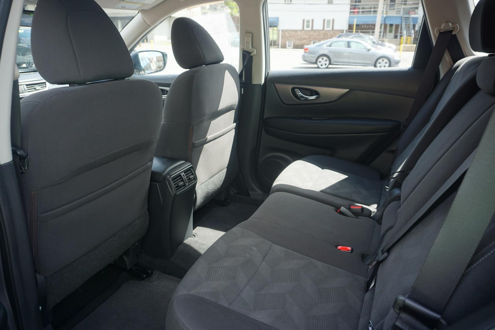 2016 GRAY /GRAY NISSAN ROGUE S (KNMAT2MV0GP) with an 2.5L I4 engine, CVT transmission, located at 312 Centre Ave, Schuylkill Haven, PA, 17972, (570) 593-5278, 40.638130, -76.177383- Photo#27