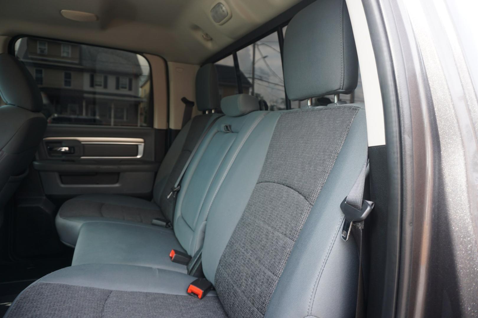 2017 GRAY /GRAY RAM 1500 SLT (3C6RR7LT5HG) with an 5.7L V8 engine, Automatic transmission, located at 312 Centre Ave, Schuylkill Haven, PA, 17972, (570) 593-5278, 40.638130, -76.177383- Photo#27