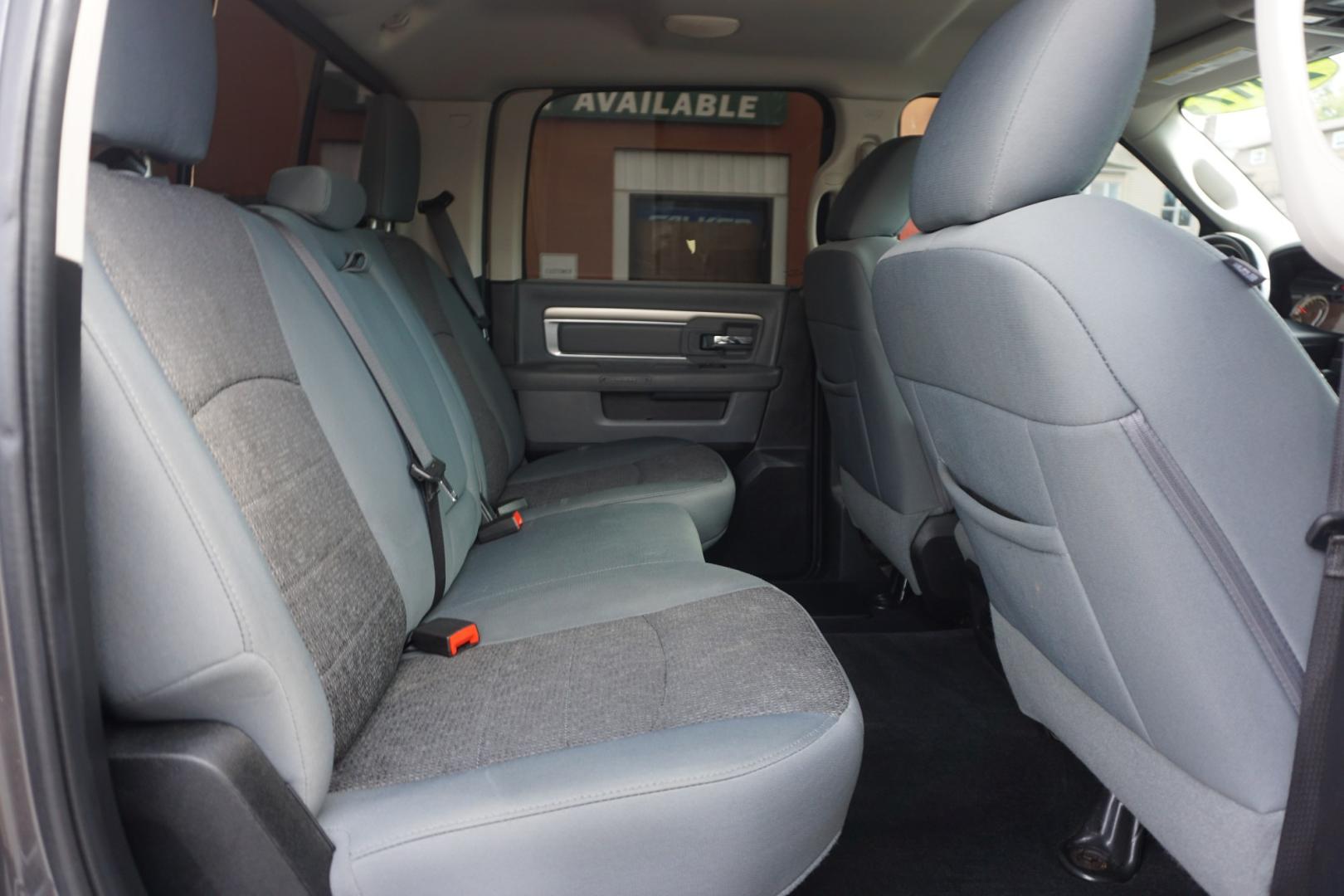 2017 GRAY /GRAY RAM 1500 SLT (3C6RR7LT5HG) with an 5.7L V8 engine, Automatic transmission, located at 312 Centre Ave, Schuylkill Haven, PA, 17972, (570) 593-5278, 40.638130, -76.177383- Photo#33