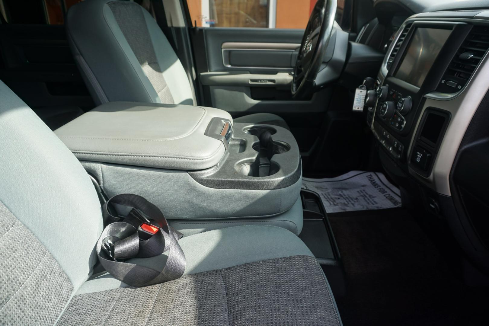 2017 GRAY /GRAY RAM 1500 SLT (3C6RR7LT5HG) with an 5.7L V8 engine, Automatic transmission, located at 312 Centre Ave, Schuylkill Haven, PA, 17972, (570) 593-5278, 40.638130, -76.177383- Photo#38