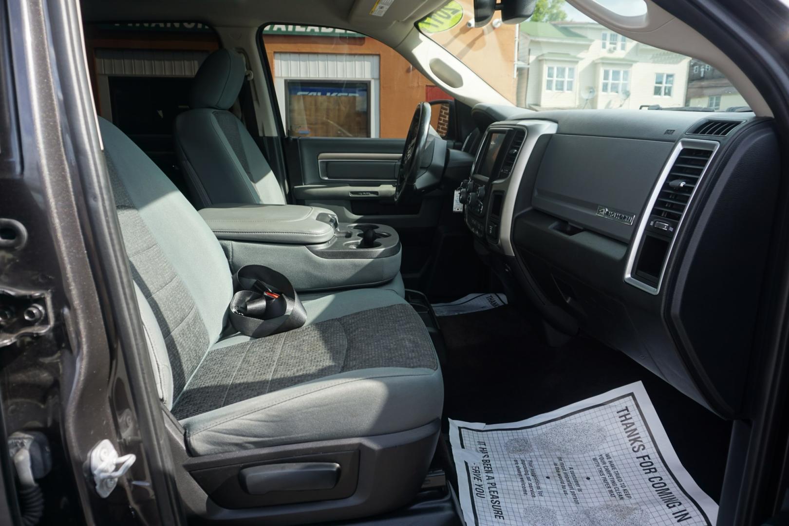 2017 GRAY /GRAY RAM 1500 SLT (3C6RR7LT5HG) with an 5.7L V8 engine, Automatic transmission, located at 312 Centre Ave, Schuylkill Haven, PA, 17972, (570) 593-5278, 40.638130, -76.177383- Photo#39