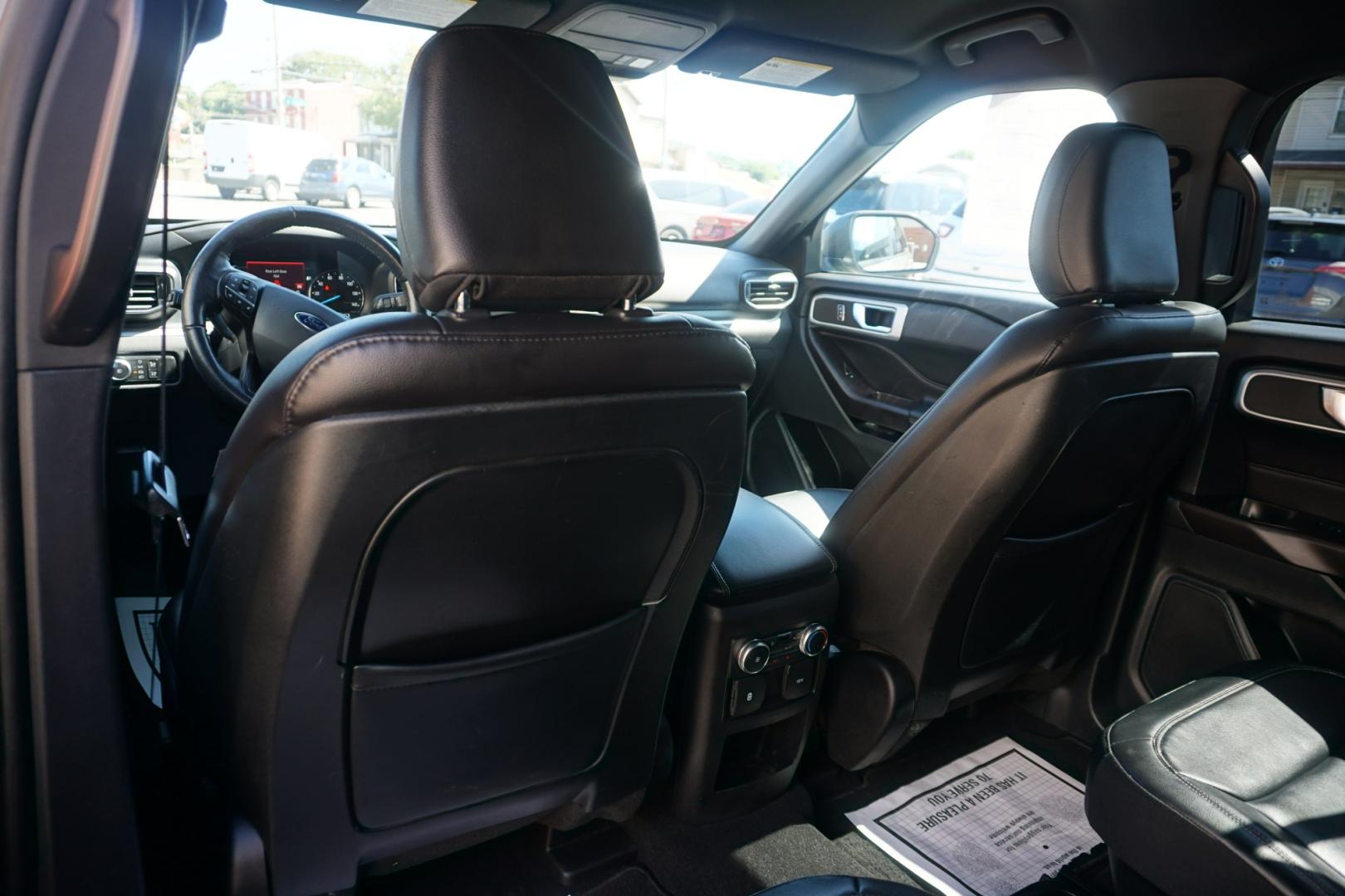 2020 GREEN /BLACK FORD EXPLORER XLT (1FMSK8DH0LG) with an 2.3L I4 engine, AUTOMATIC transmission, located at 312 Centre Ave, Schuylkill Haven, PA, 17972, (570) 593-5278, 40.638130, -76.177383- Photo#26