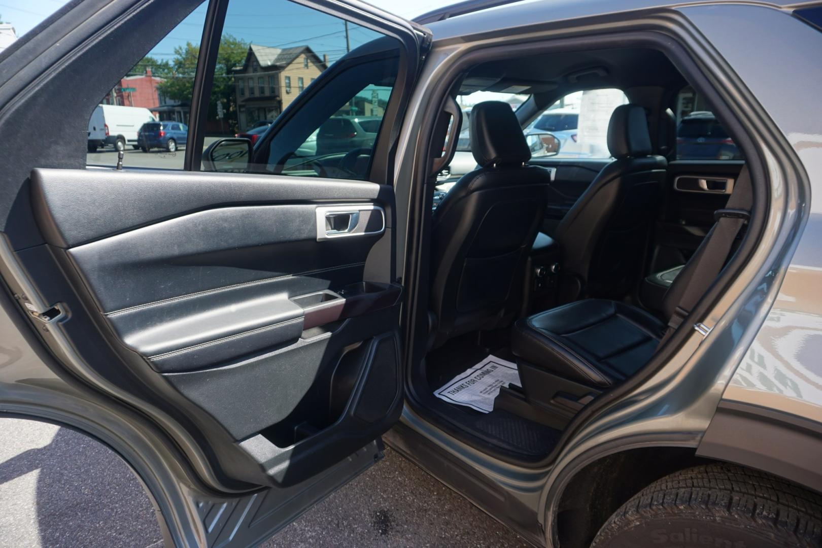 2020 GREEN /BLACK FORD EXPLORER XLT (1FMSK8DH0LG) with an 2.3L I4 engine, AUTOMATIC transmission, located at 312 Centre Ave, Schuylkill Haven, PA, 17972, (570) 593-5278, 40.638130, -76.177383- Photo#34